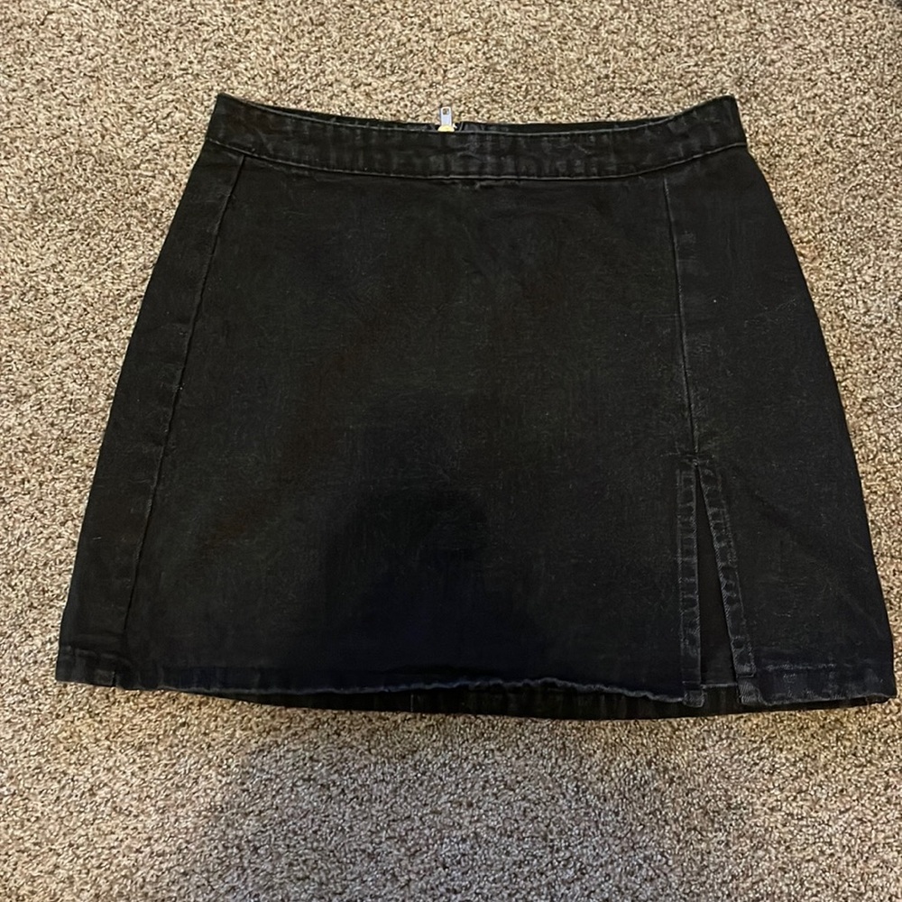 MISSGUIDED Black Jean Skirt